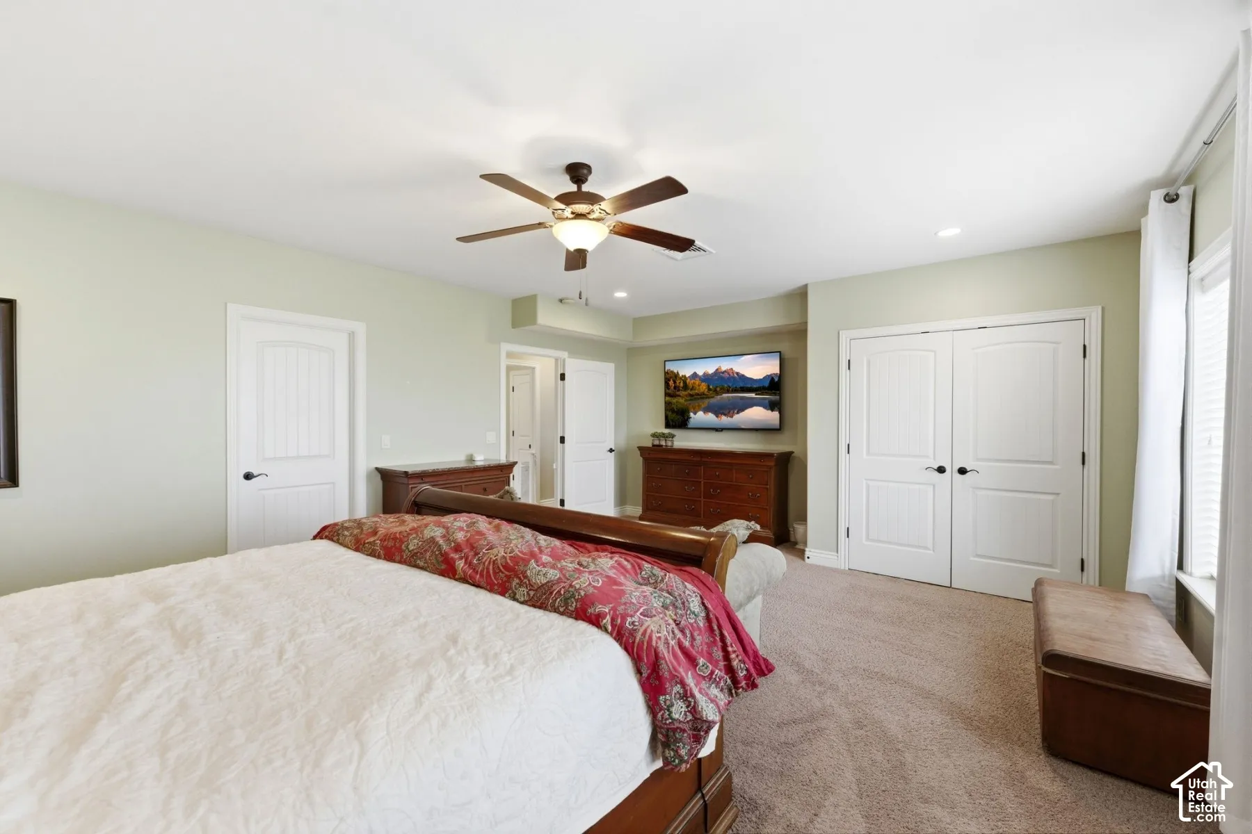 Large basement Bedroom #2