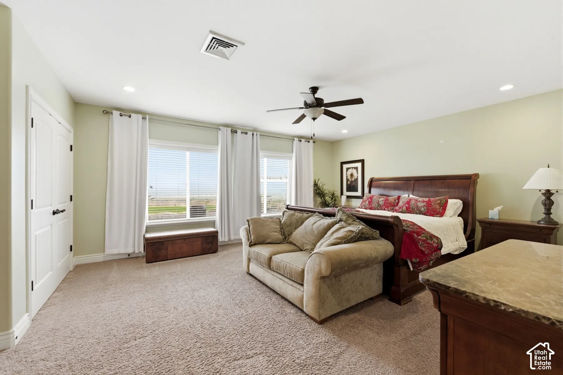 Massive Basement Bedroom#2