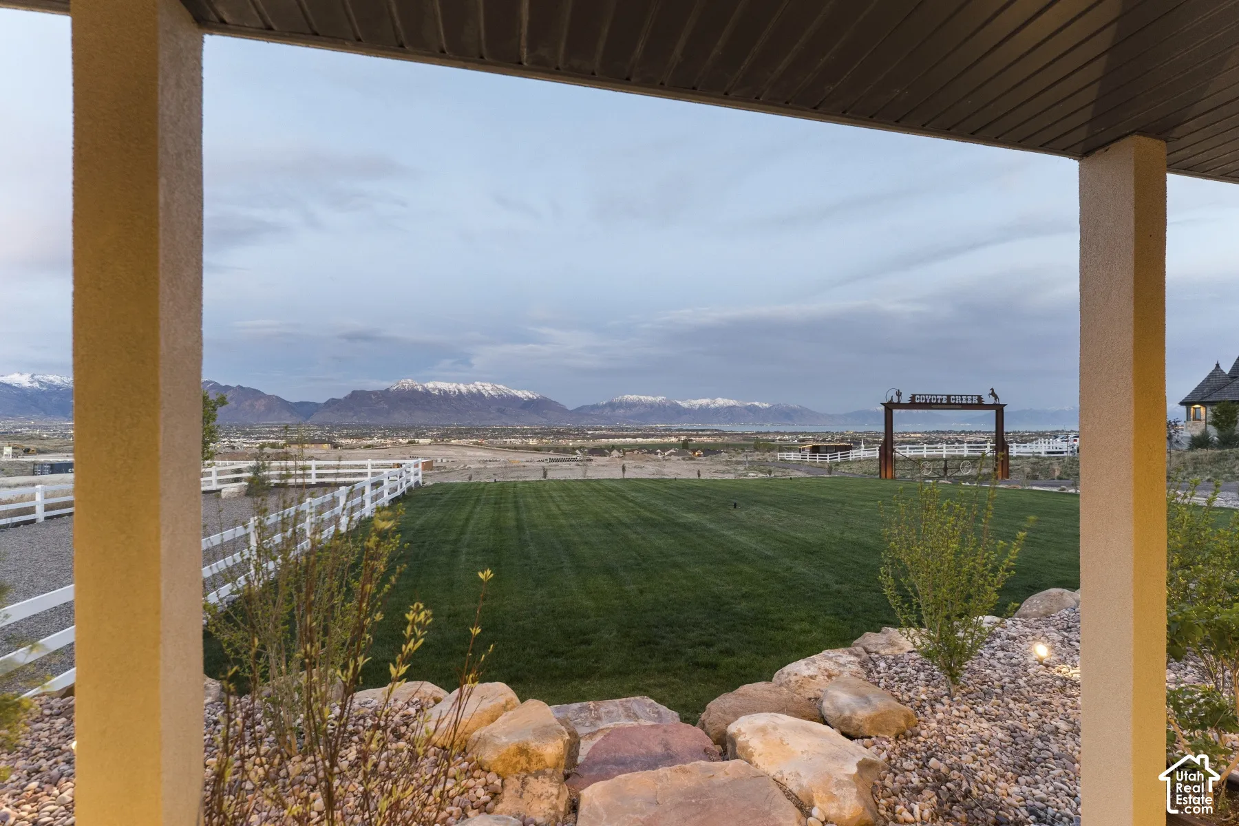 View of yard with a mountain view