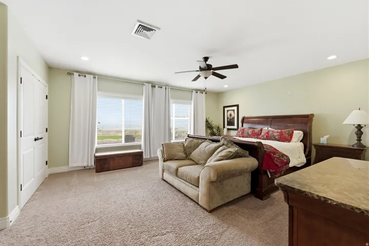 Massive Basement Bedroom#2