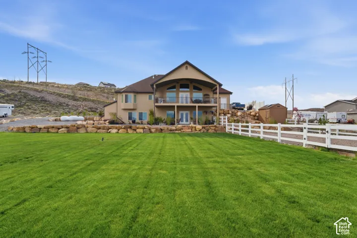 Huge lawn area. Home comes with 2 water shares
