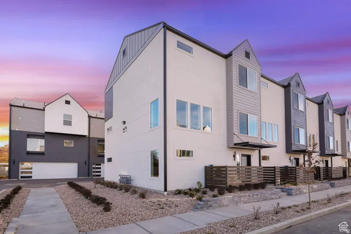 View of property exterior