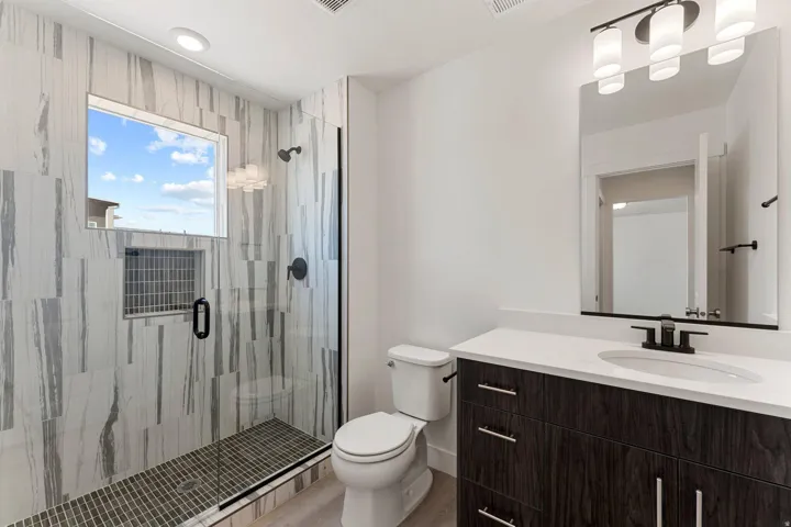 Primary Suite Bathroom