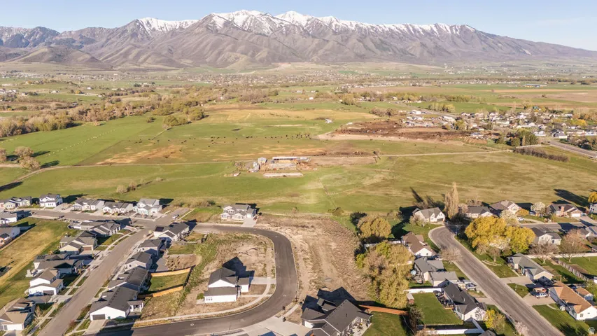 801 W 70 N, Hyrum, Utah 84319