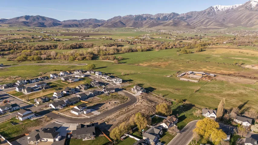 817 W 70 N, Hyrum, Utah 84319
