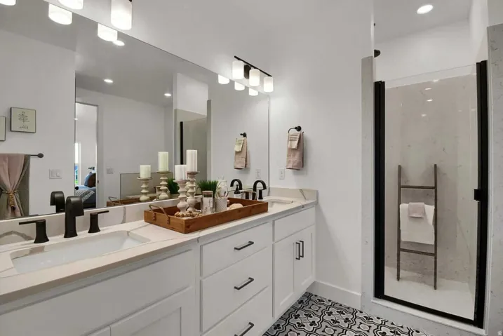 Primary bath