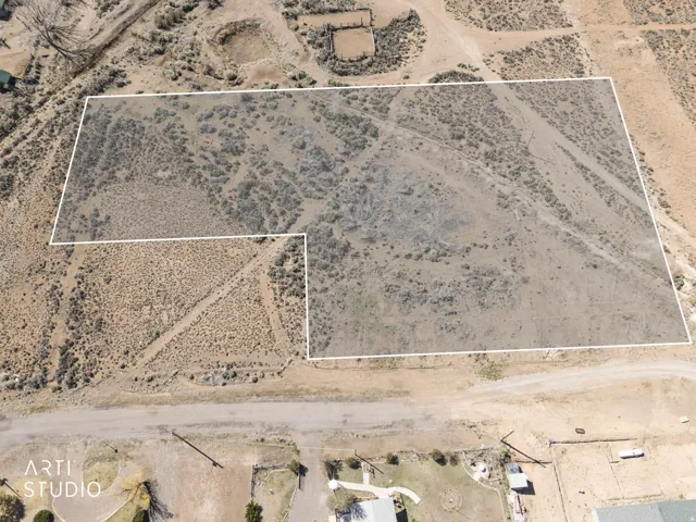 Aerial view of property's location with property parcel outlined