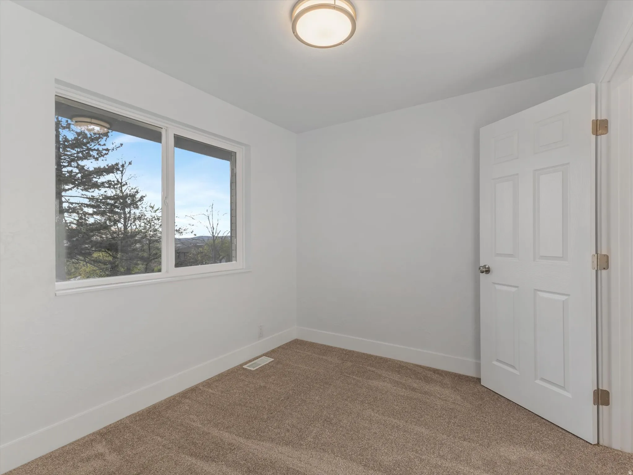 2nd Bedroom upstairs
