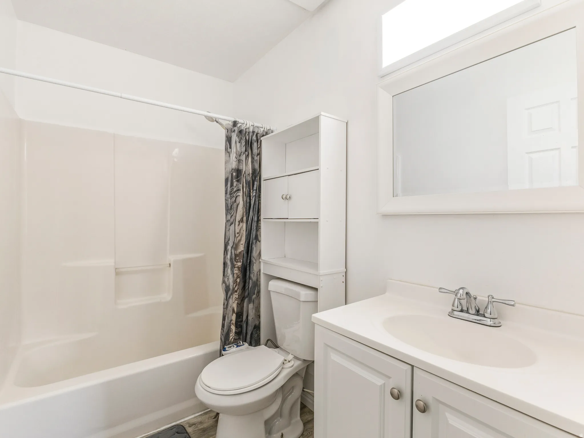 Primary ensuitecurtain