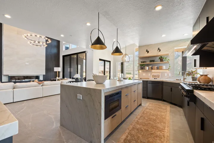 501 W Devey Dr, Alpine, Utah 84004