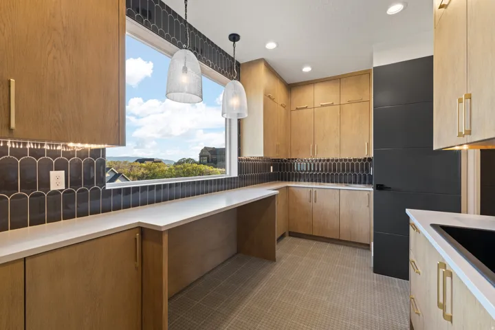 501 W Devey Dr, Alpine, Utah 84004