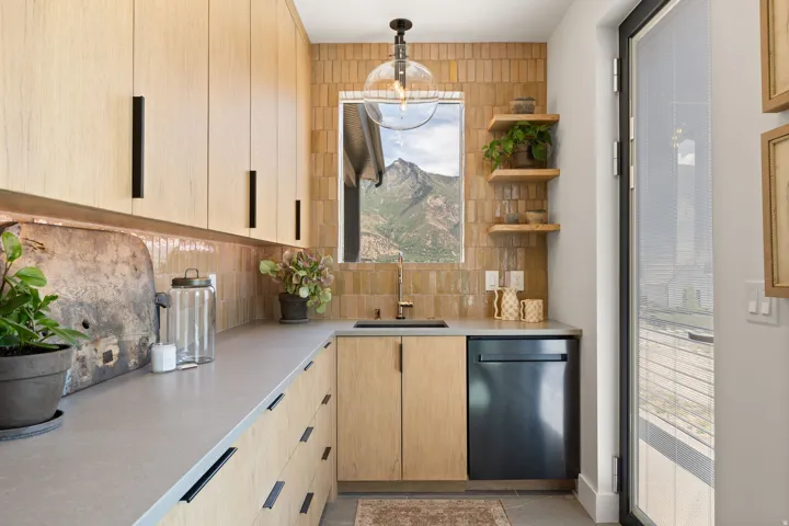 501 W Devey Dr, Alpine, Utah 84004