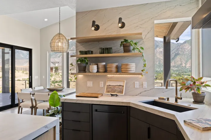 501 W Devey Dr, Alpine, Utah 84004