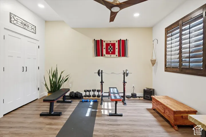 Flex Room/Bedroom/Exercise Room featuring light wood finished floors, recessed lighting, and ceiling fan