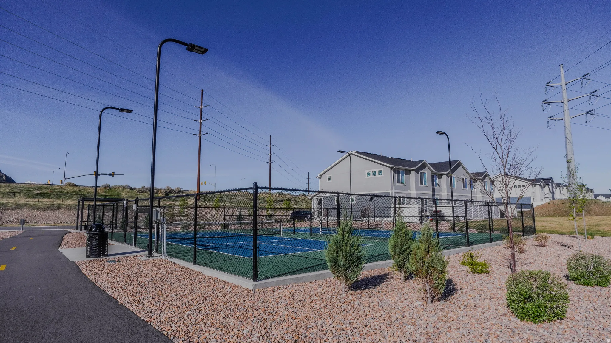 pickleball courts