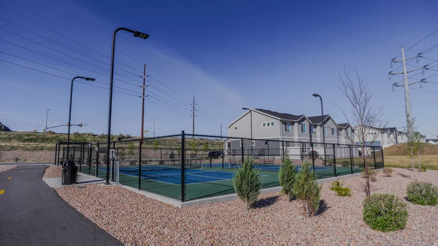 pickleball courts