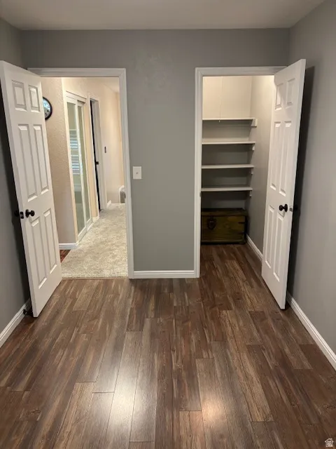 Bedroom with a walk in closet.