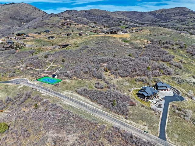 Bird's eye view of a mountainous background