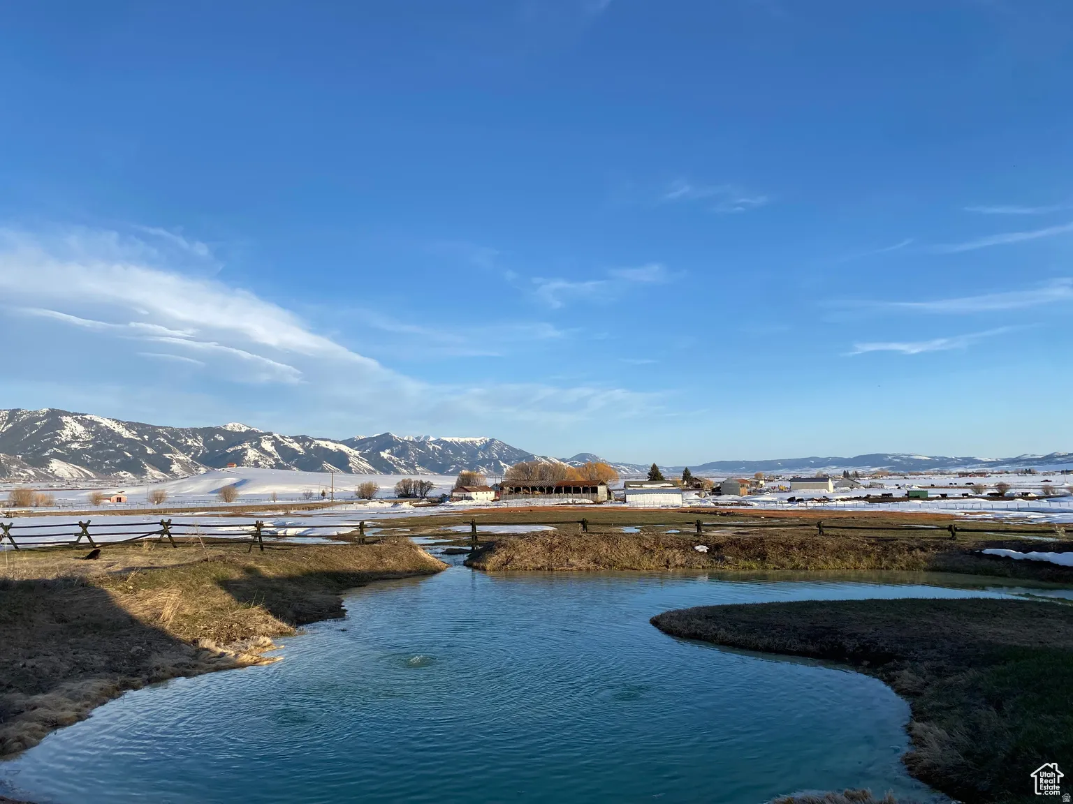 Water view featuring a mountainous background