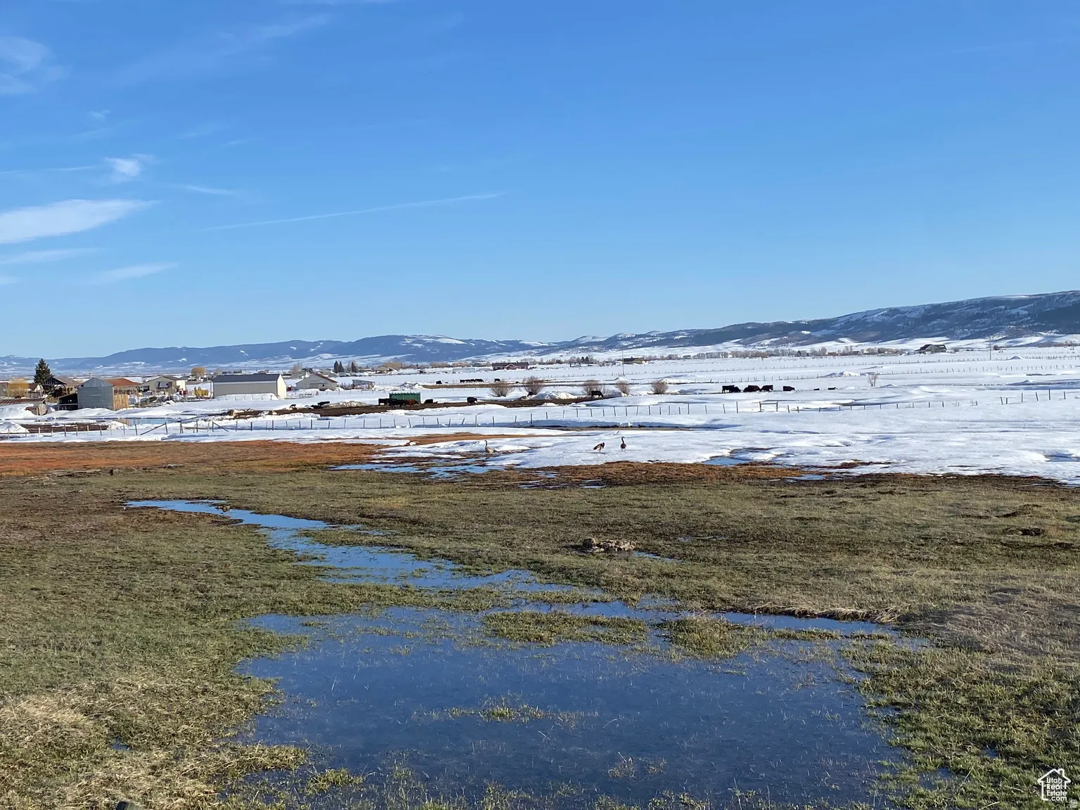 Water view featuring a mountainous background