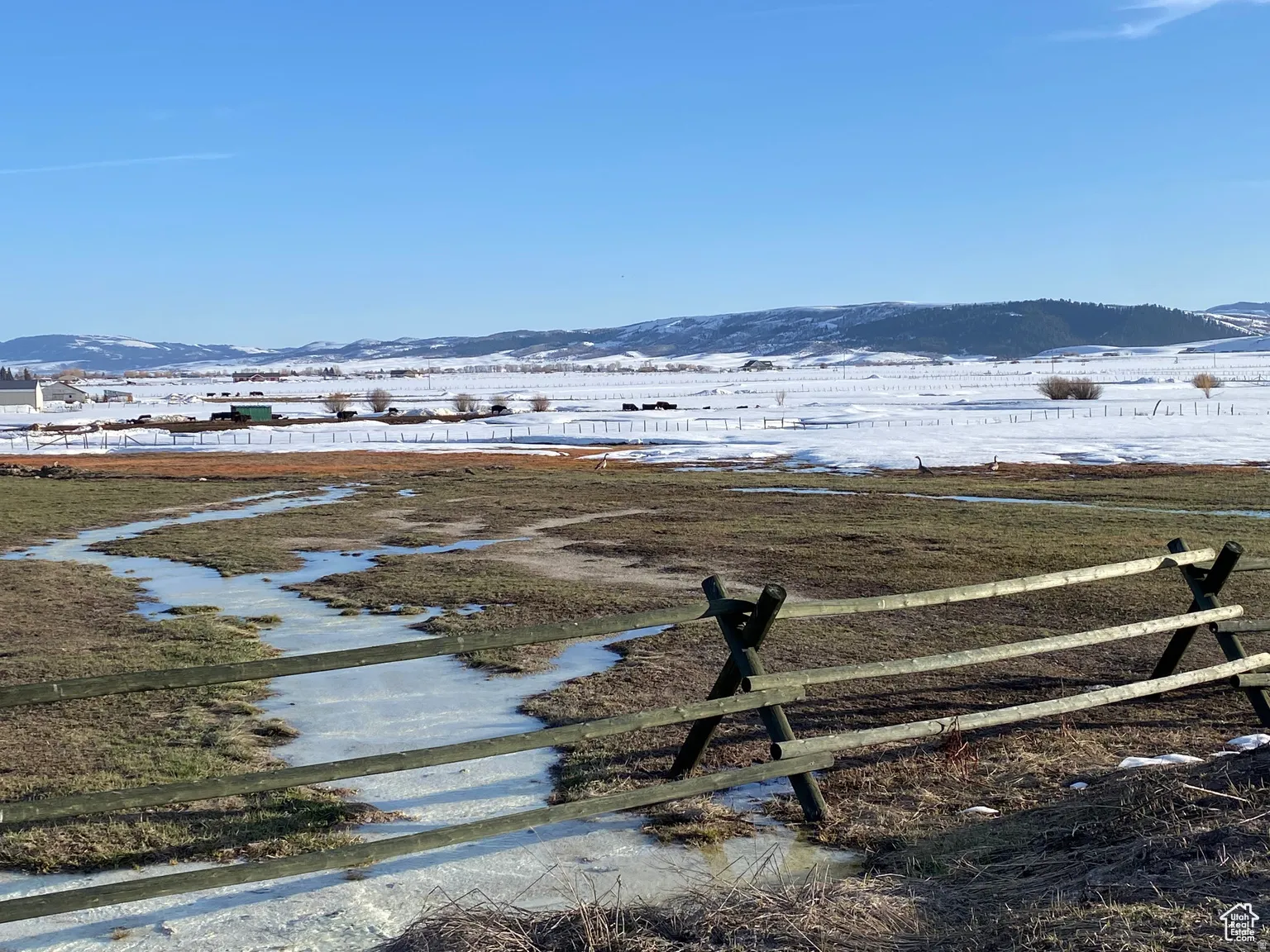 Water view featuring a mountainous background