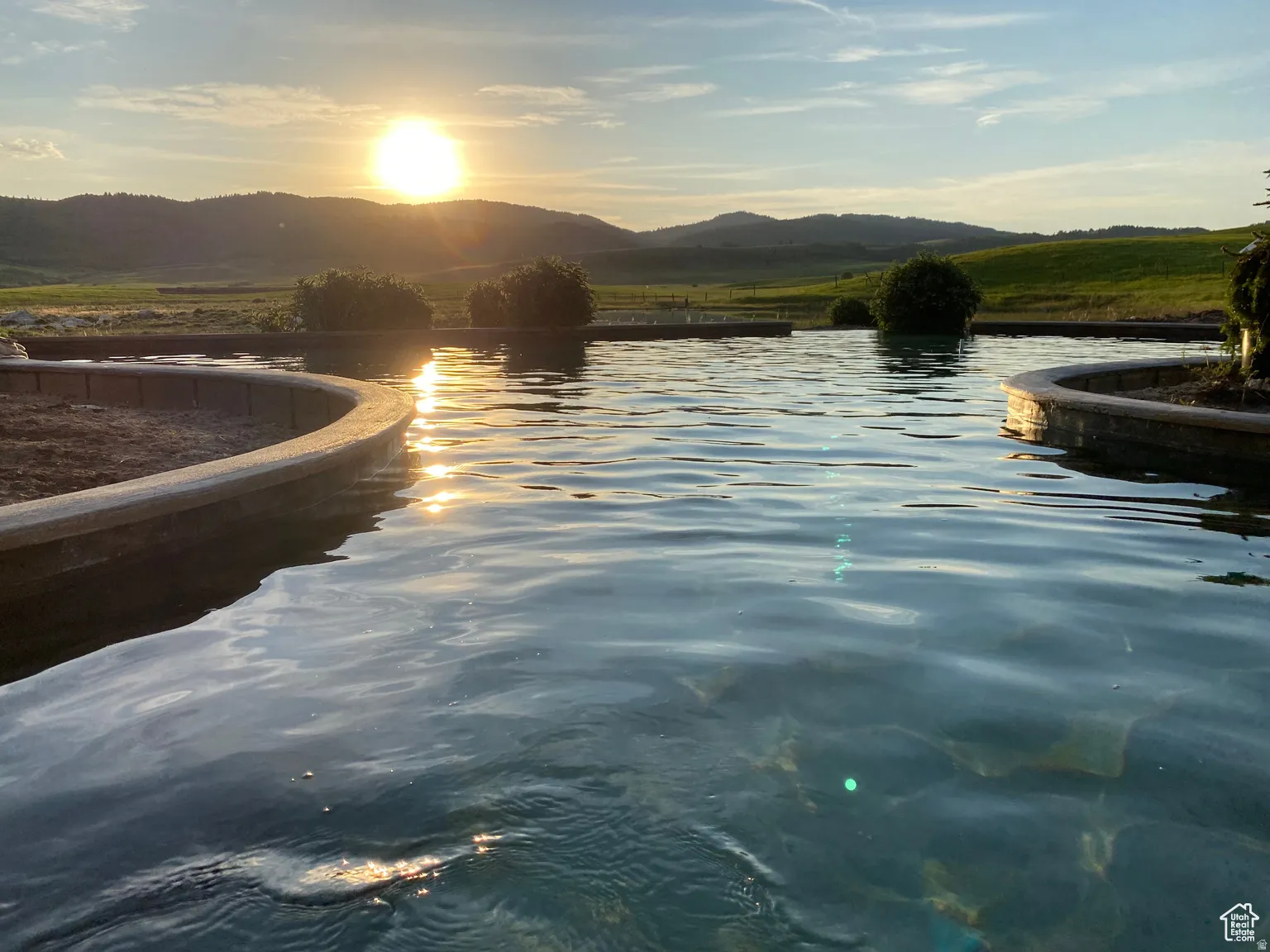 Water view featuring a mountainous background