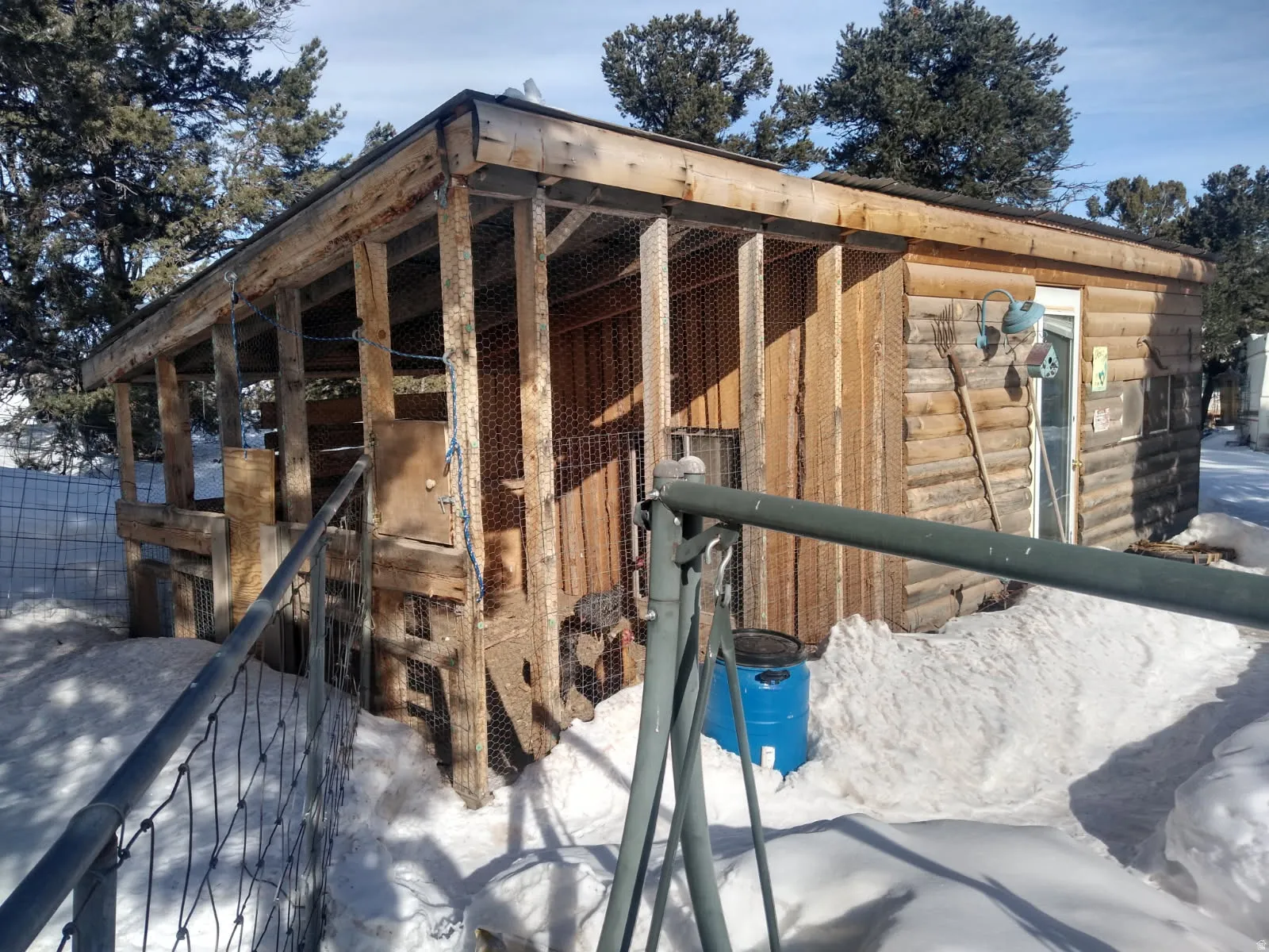 View of outdoor structure with an exterior structure