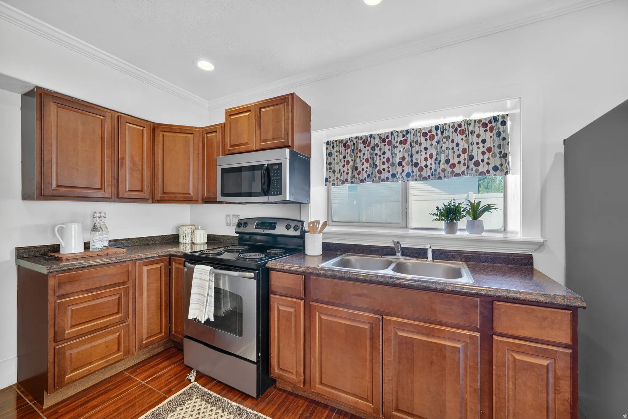 Basement apartment kitchen