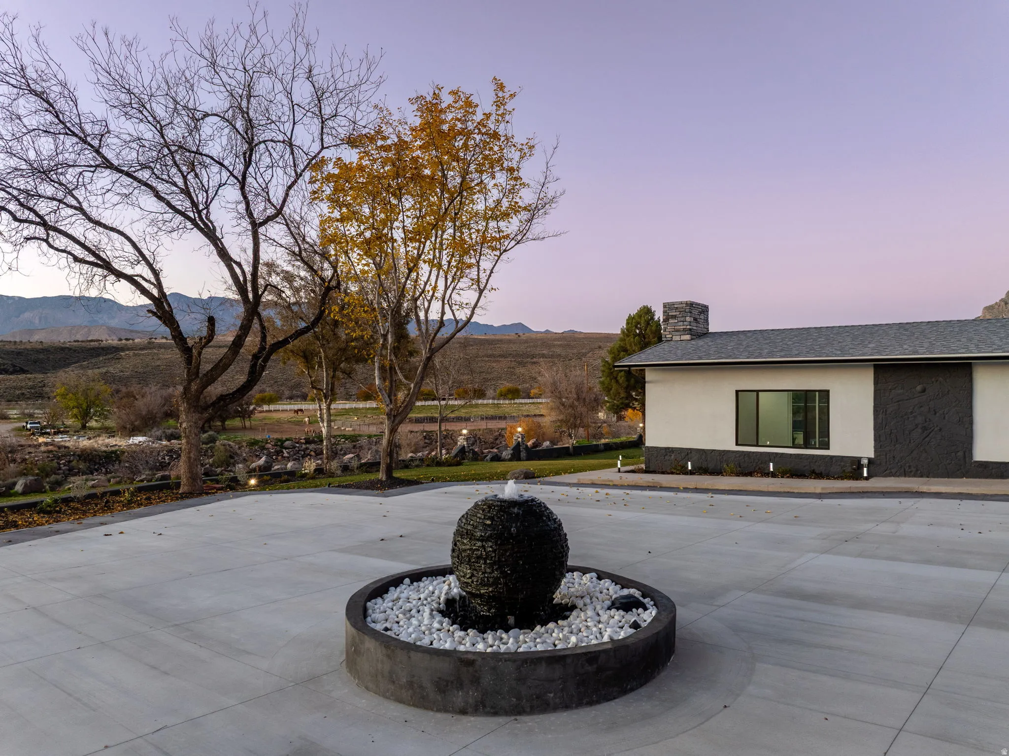 View of patio / terrace featuring a mountain view