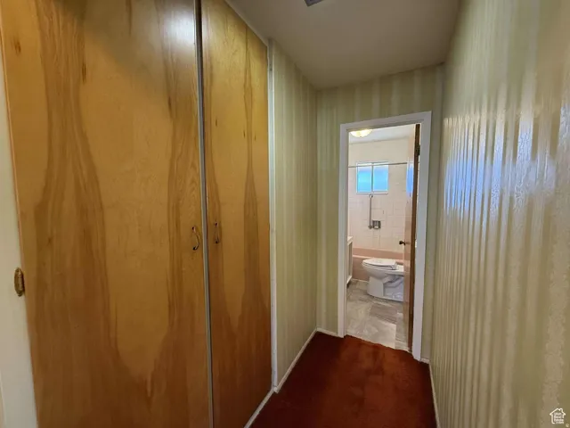 Hallway with baseboards