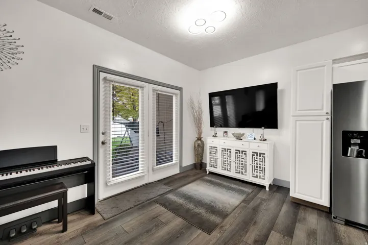 7187 S 420 E, Midvale, Utah 84047