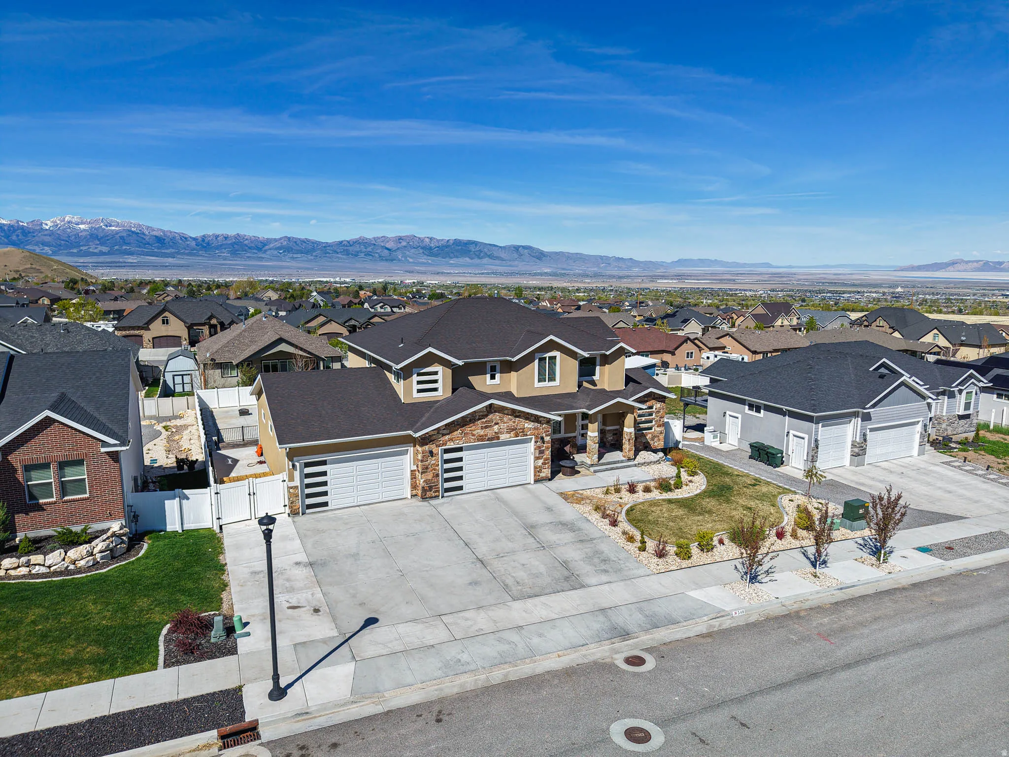 Aerial view of residential area with mountains