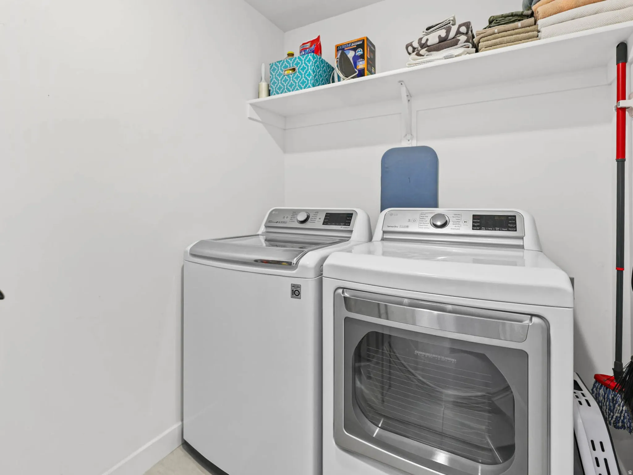 Laundry room with storage