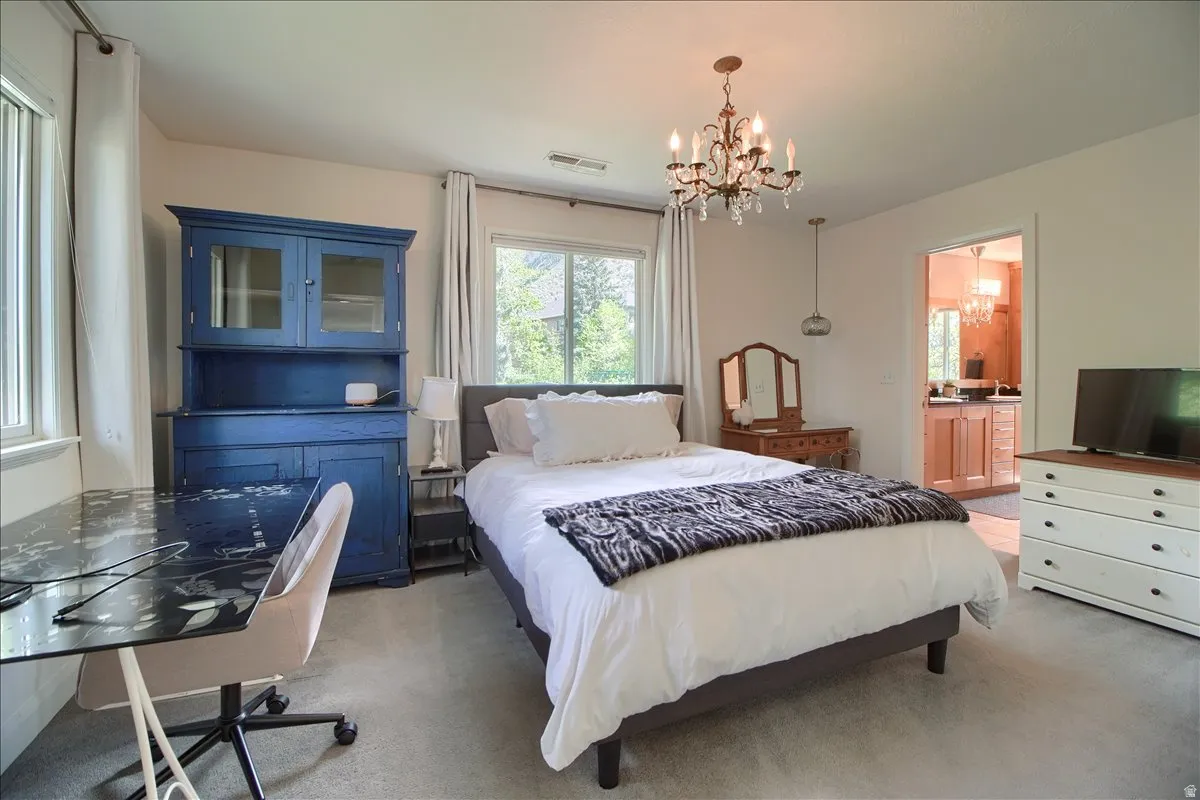 Jack and Jill bedroom suite