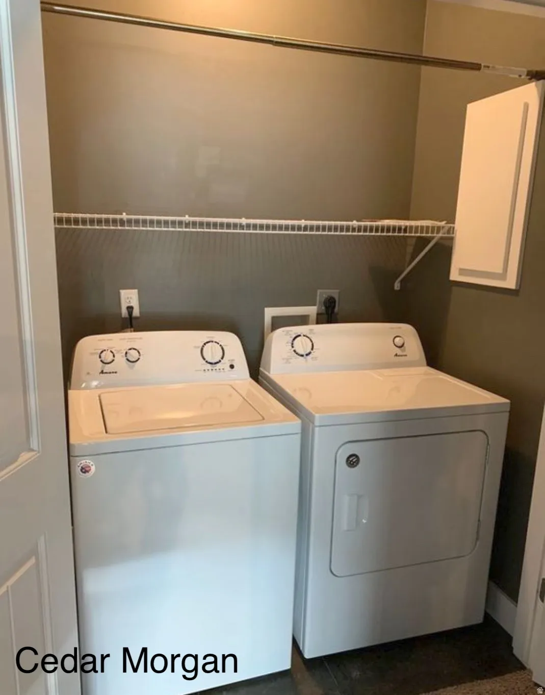 Laundry area with independent washer and dryer