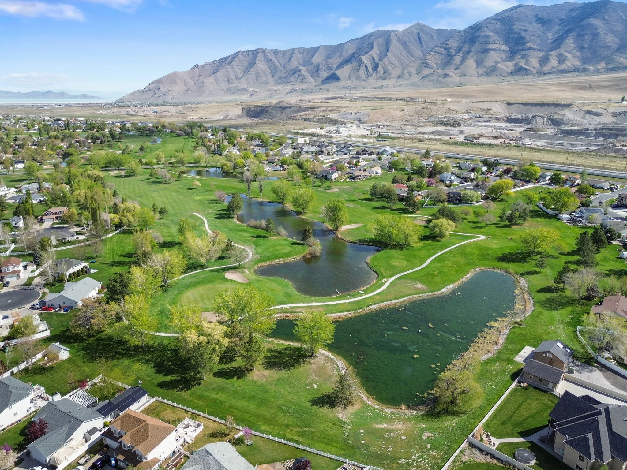 Aerial view of property's location near Stansbury Lake and Golf Course