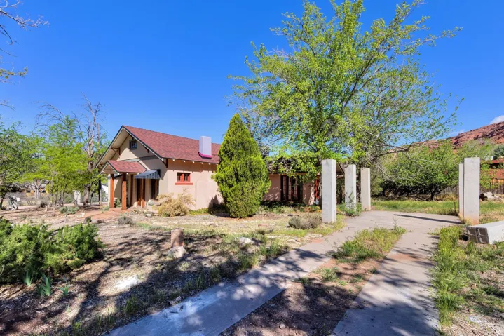 125 E 200 N, Moab, Utah 84532