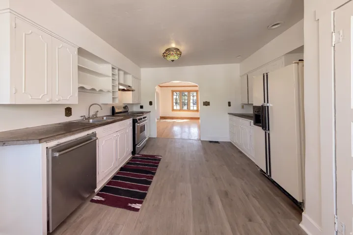 125 E 200 N, Moab, Utah 84532