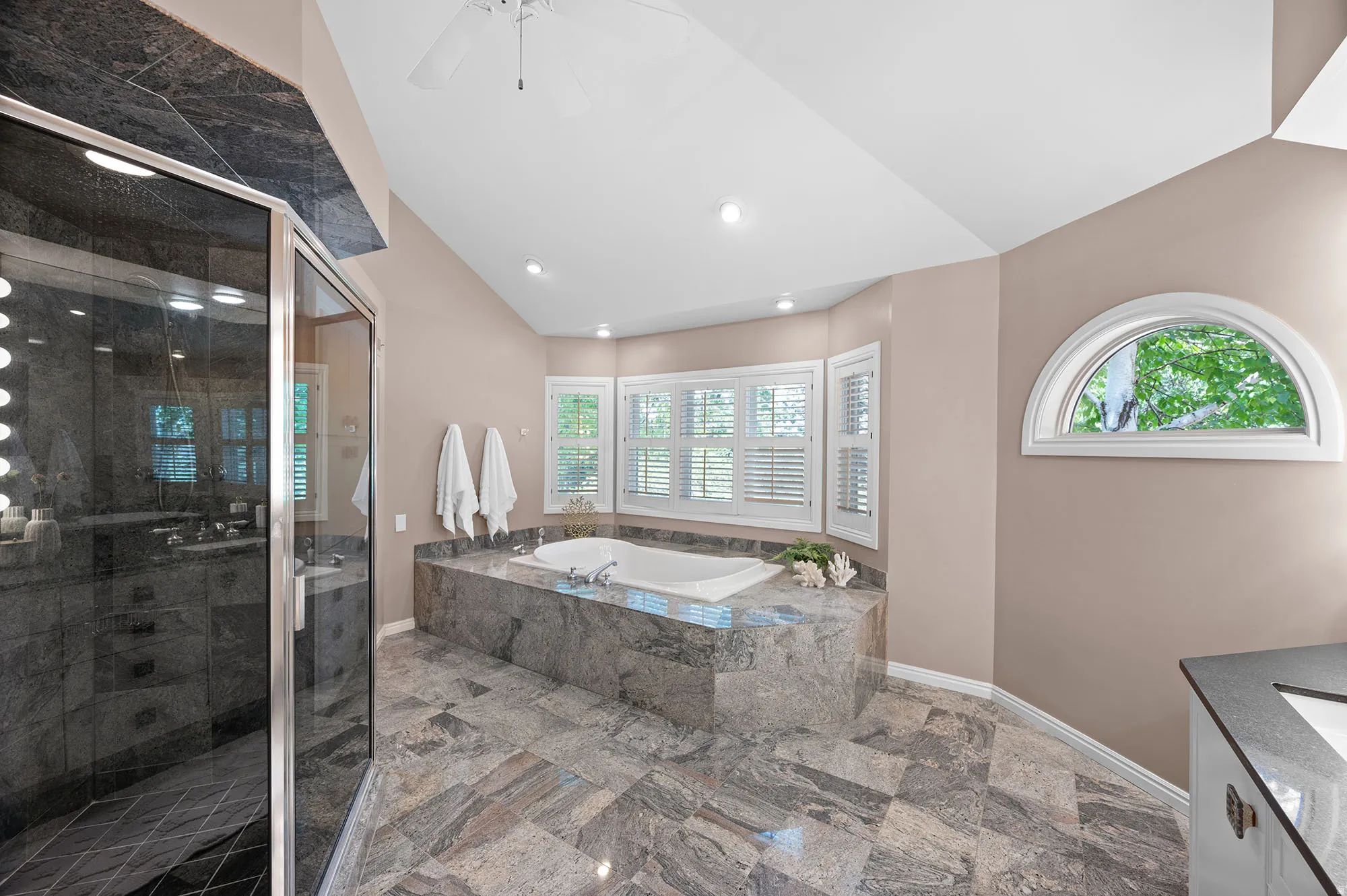 Primary Bath - separate jetted tub / shower.