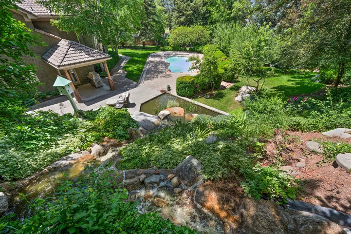 Upper view to lower yard.