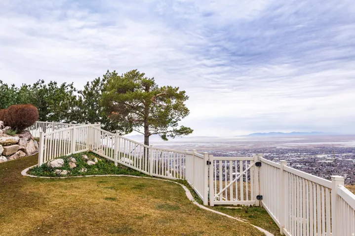 View of yard with a mountain view