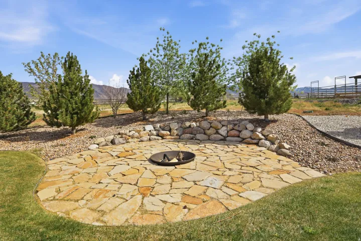 3085 N Bronzewood Cir #26, Erda, Utah 84074