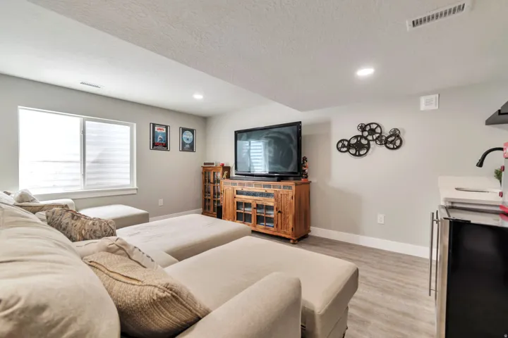 253 W Quartz Rd, Tooele, Utah 84074