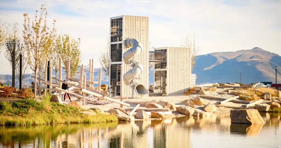 View of home's community with a water and mountain view