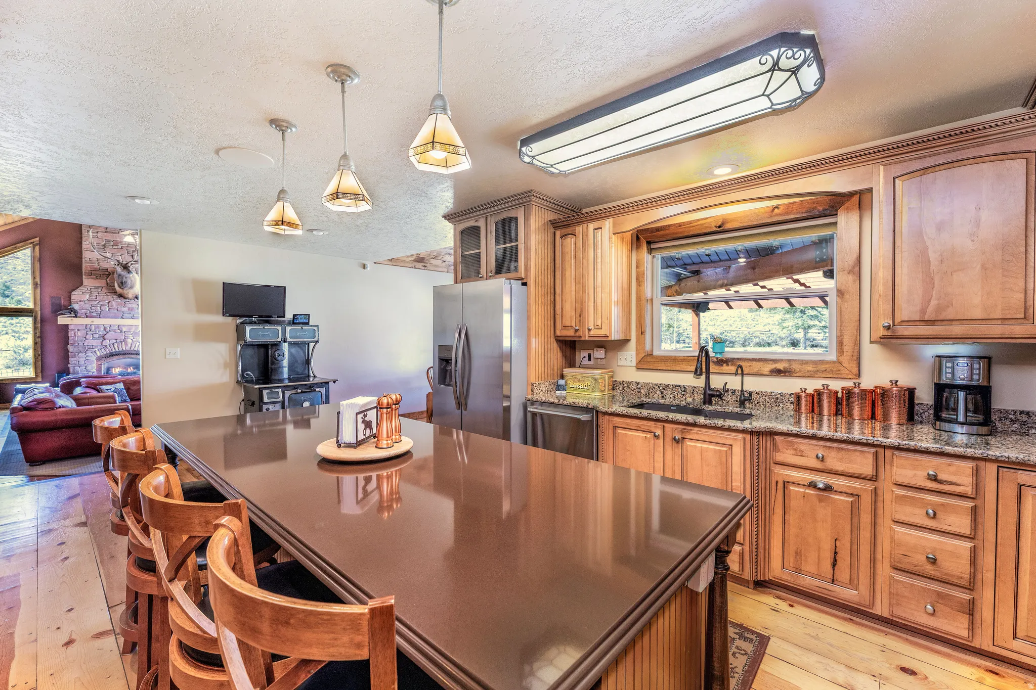 Granite and quartz countertops