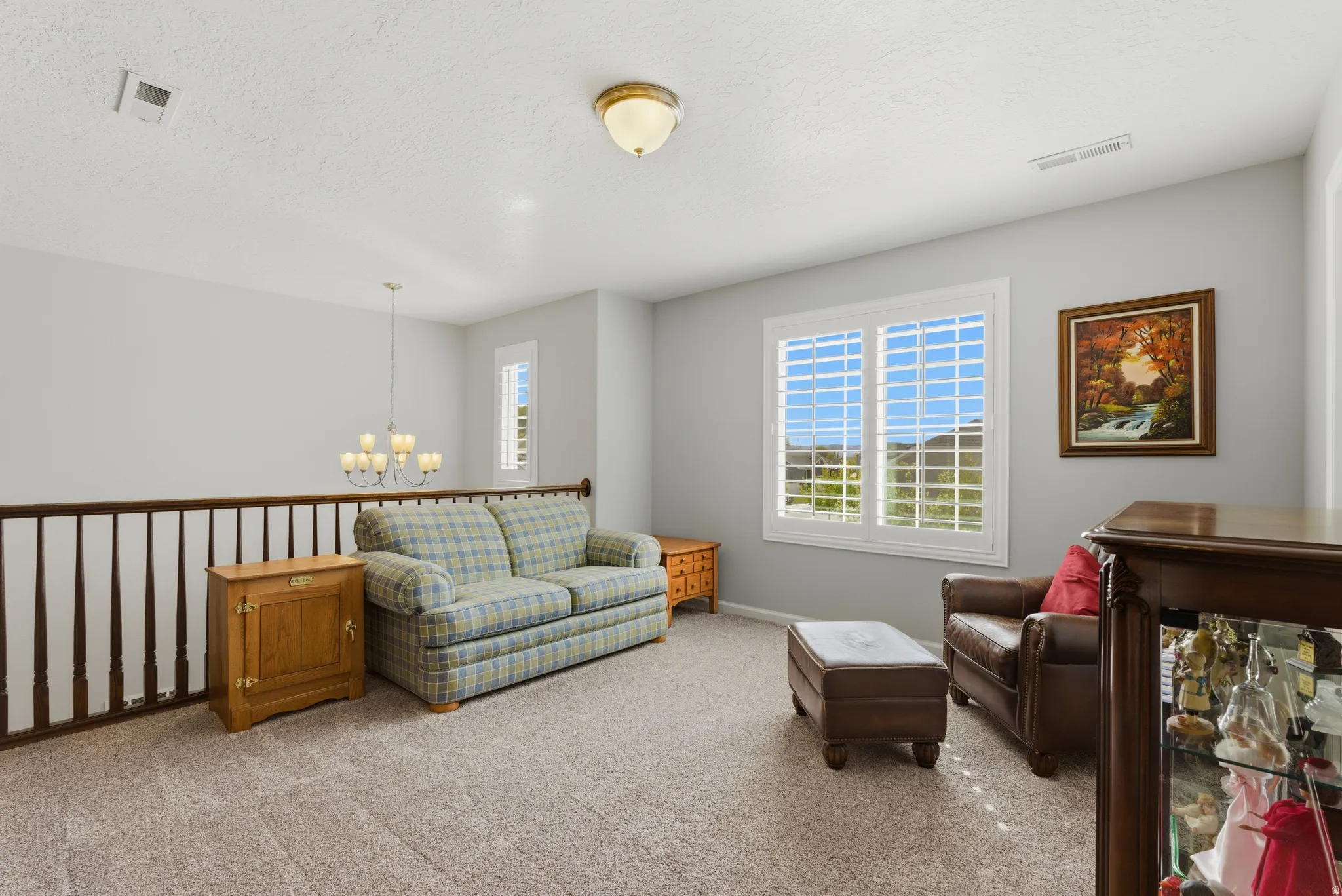 Upper level gathering space (overlooks Great Room)