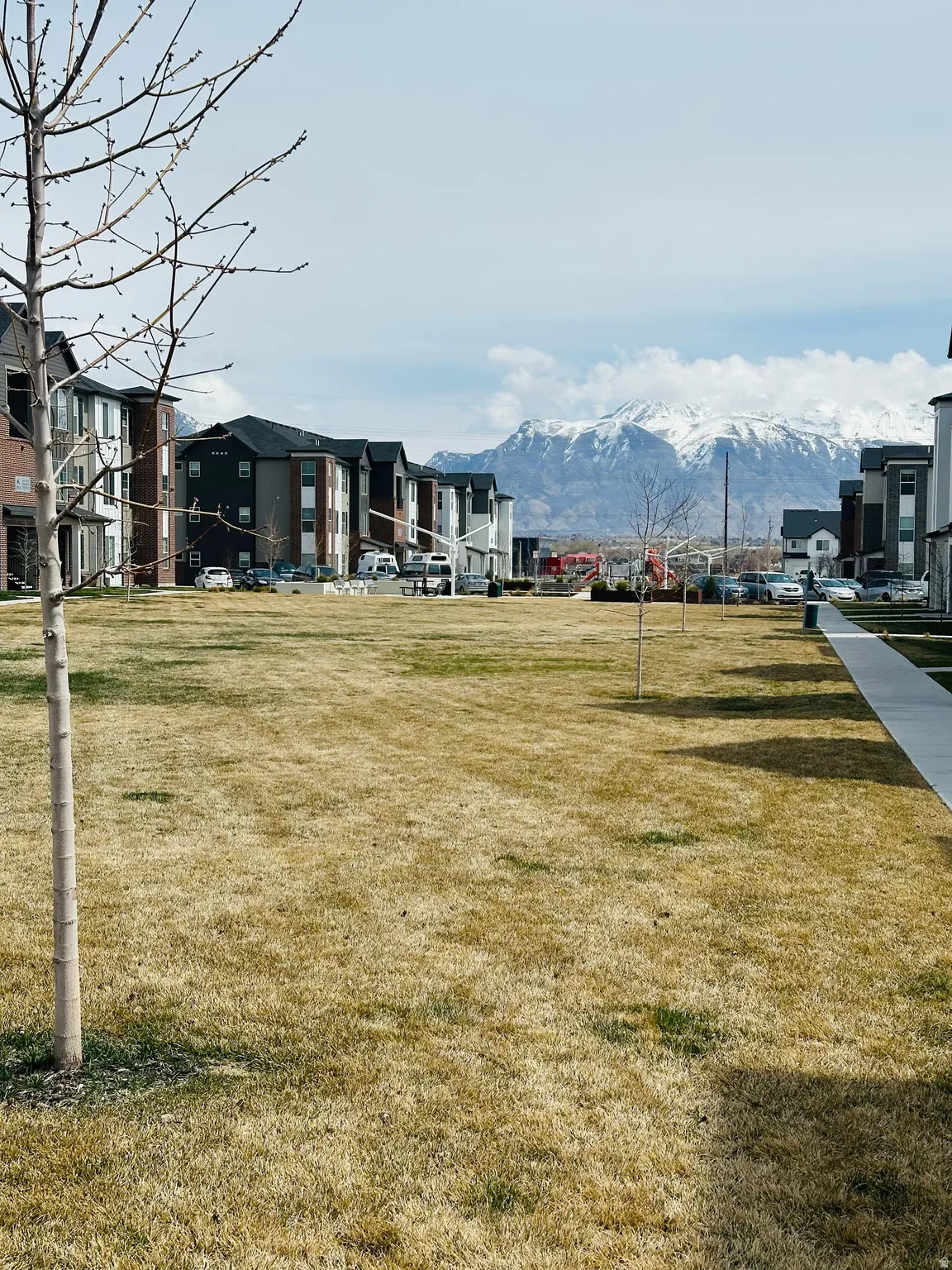 View of home's community with a mountain view
