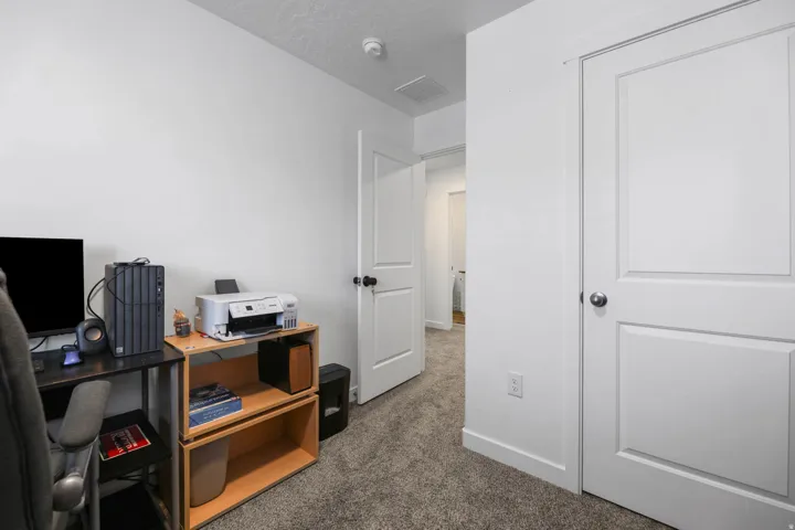 2792 N Fighting Falcon St, Layton, Utah 84040
