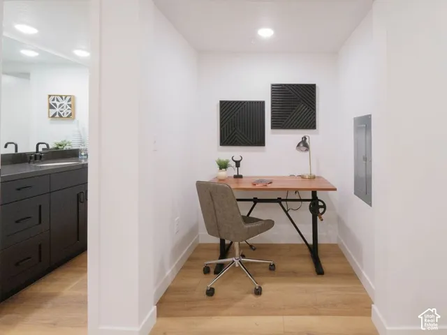 1032 E 400 #309b, Salt Lake City, Utah 84102