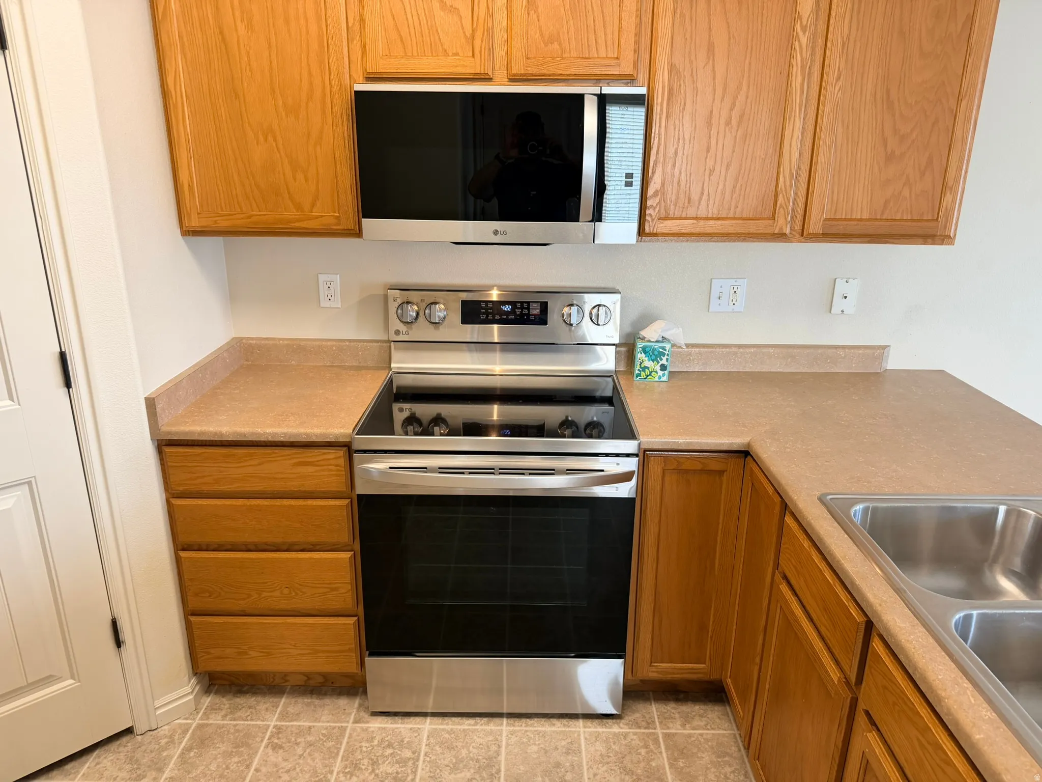 LG stove and built-in microwave